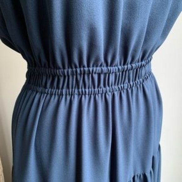 Aritzia Wilfred Effet Dress in Summer Night Navy Blue - Picture 2 of 4